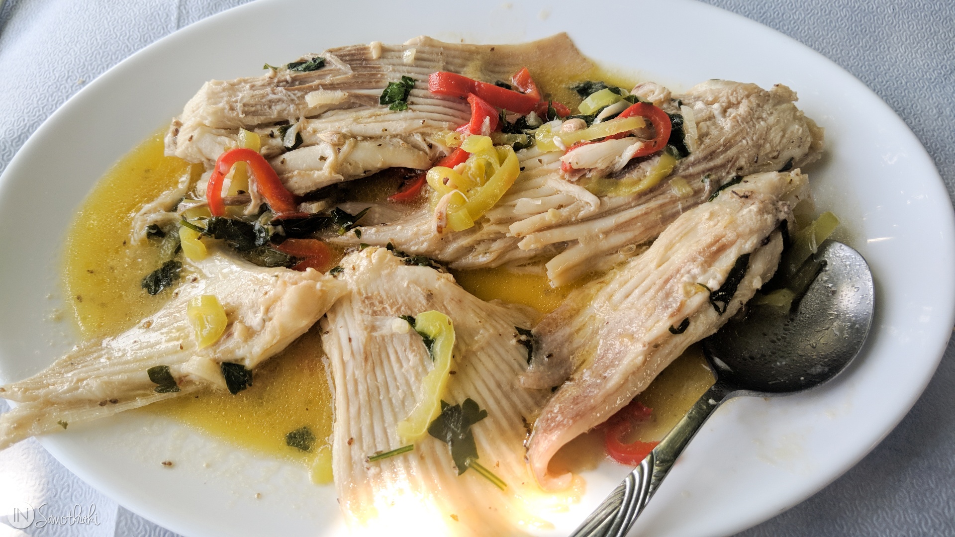 Taverna Akrogiali - pește și fructe de mare în Lakkoma