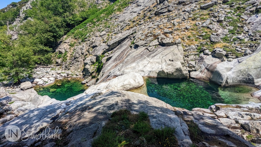 Vathrele de la Kouriat