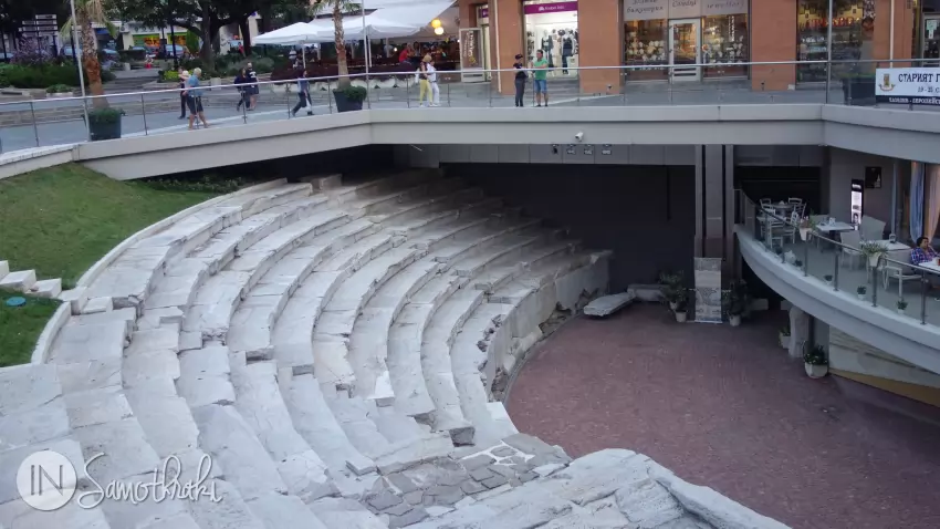 Construit la &icirc;nceputul secolului al II-lea, Stadionul roman putea adăposti p&acirc;nă la 30.000 de spectatori.