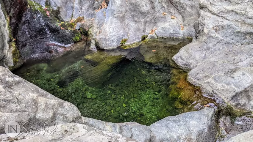Piscină naturală pe r&acirc;ul Gria Vathra