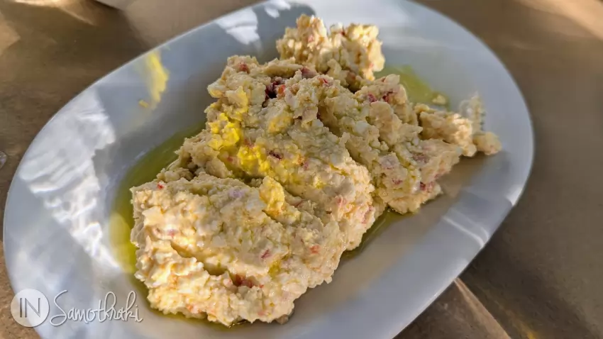 Cremă de br&acirc;nză (