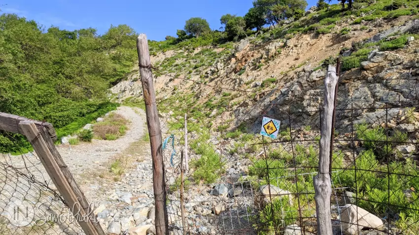 La un moment dat, vei întâlni o poartă. După ce o deschizi ca să treci, ai grijă să o închizi și să o legi la loc.