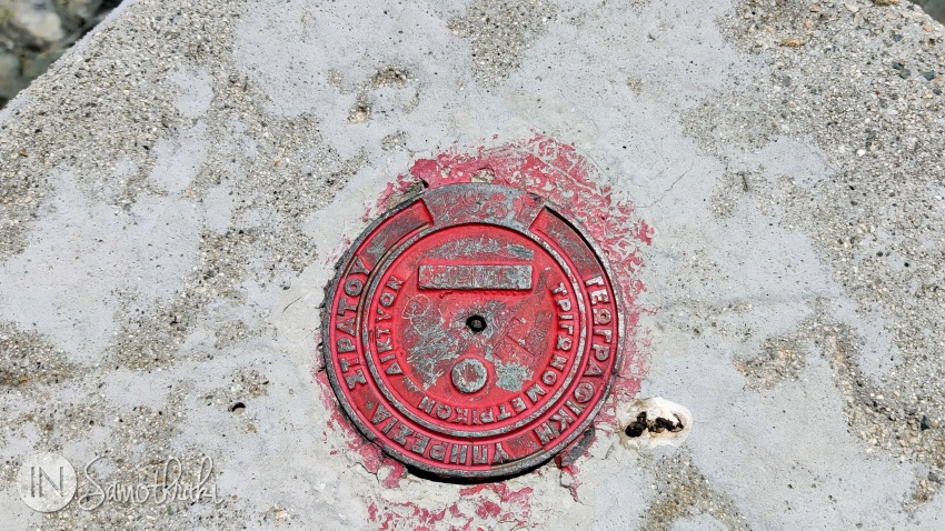 Marca geodezică de pe bornă